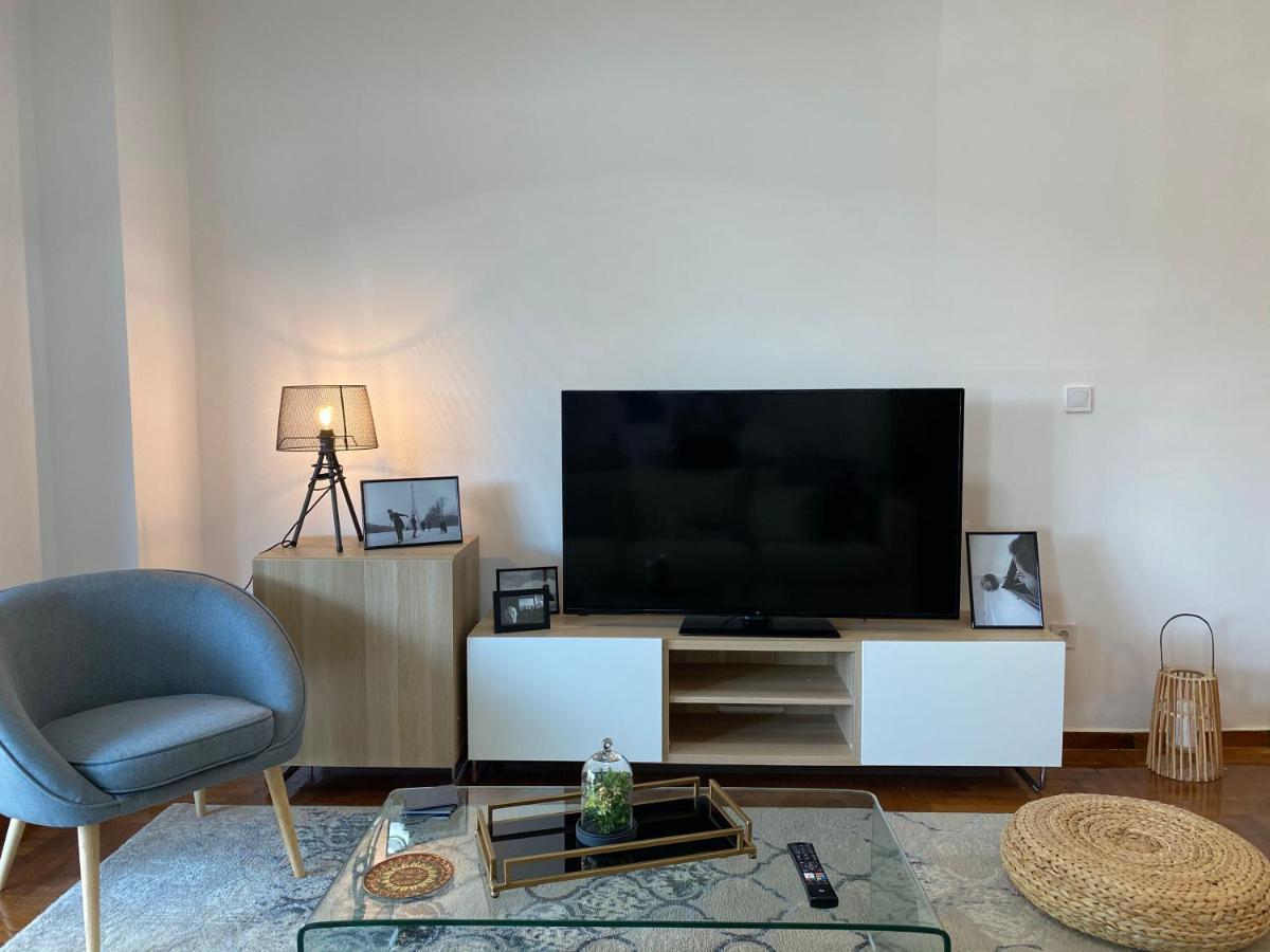 Galaxy Home Spacious & Renovated Apartment Athen Eksteriør billede